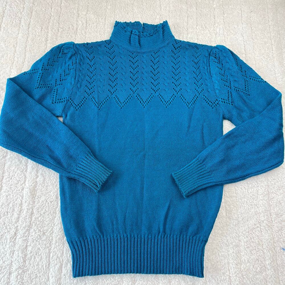 Anderson Little Women’s Teal Blue Acrylic Sweater Vintage size Medium Eyelet 80s